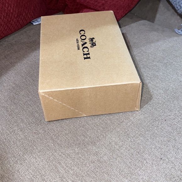 Coach Gift Box - Picture 2 of 3